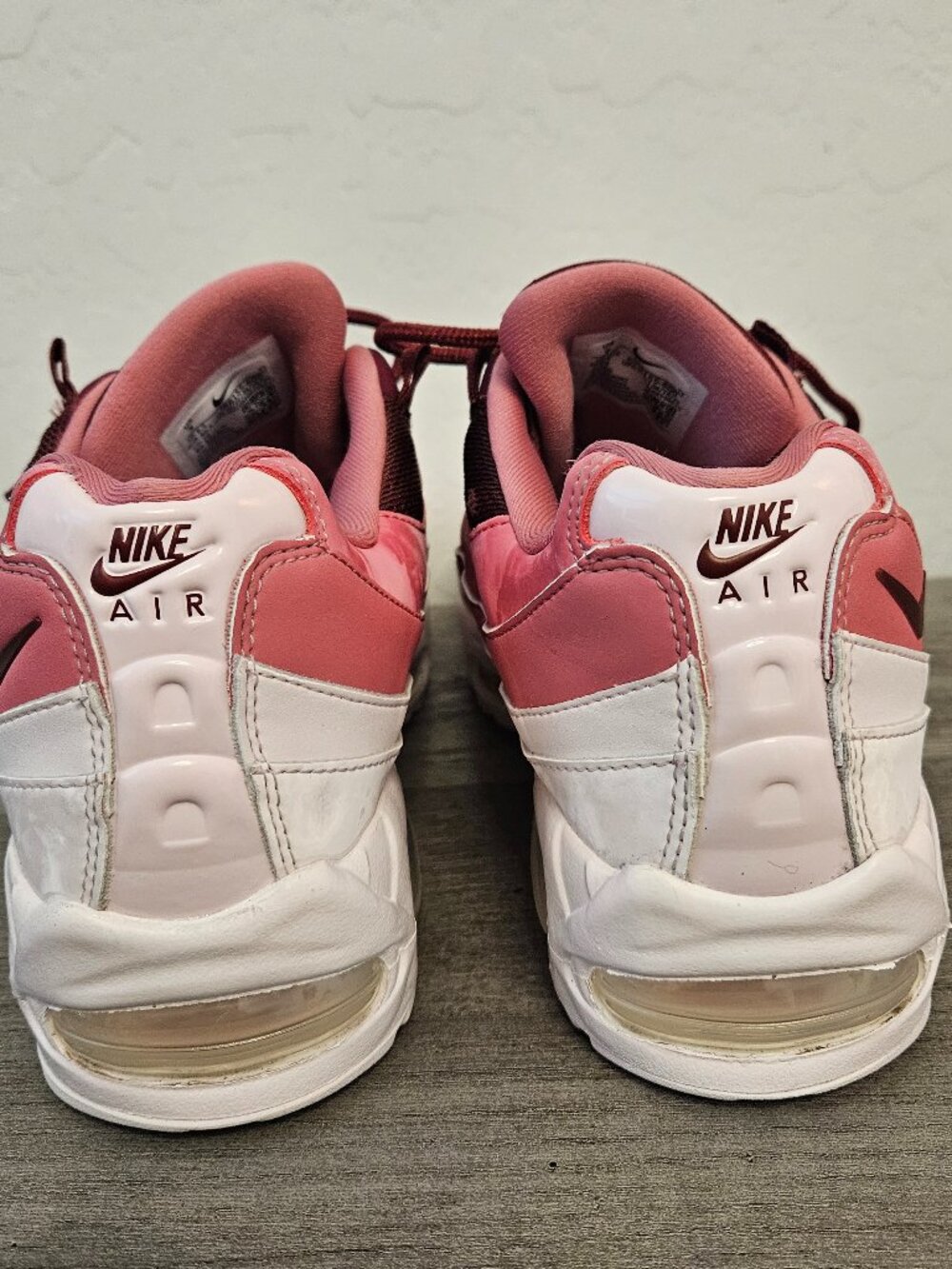 Nike Air Max 95 Valentines Day Pink Burgundy Maroon Sneakers - Size 9